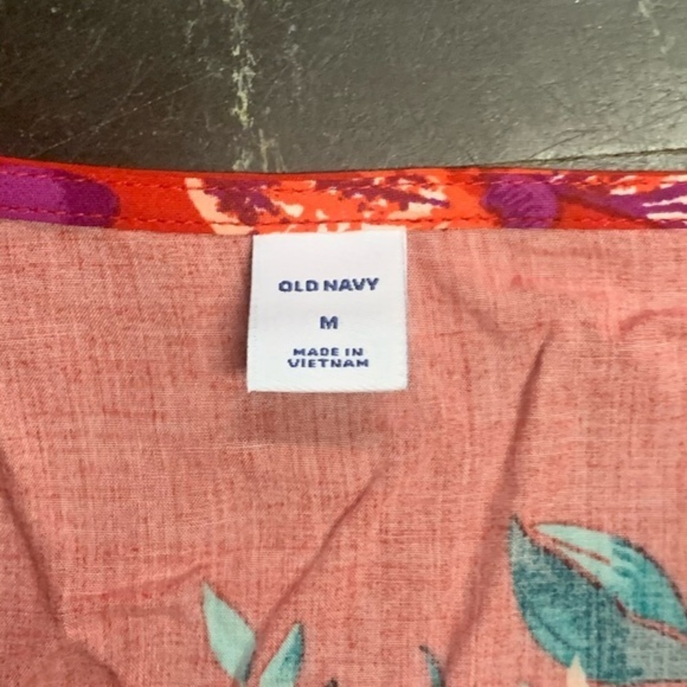 NWOT Red Old Navy Floral Top - Picture 3 of 3